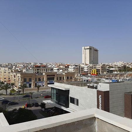 Furnished Apartments Near Mcdonald'S Al-Madina Al-Monawara St 암만 외부 사진