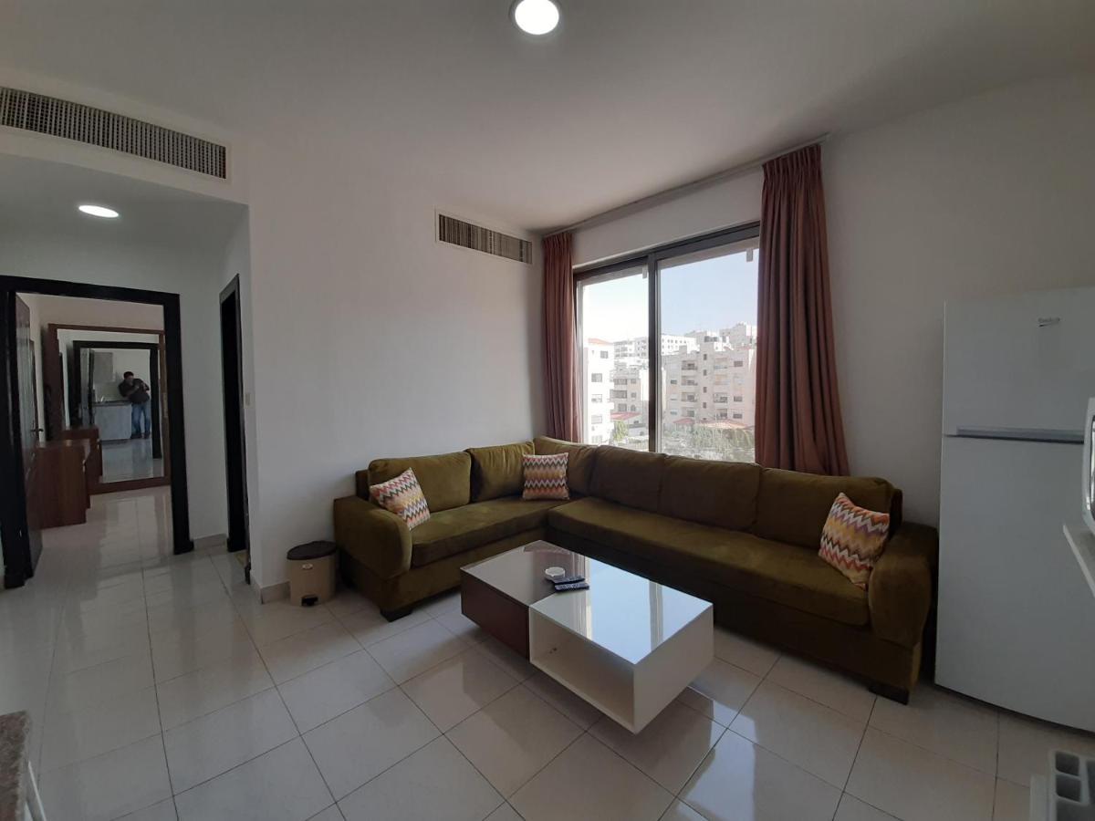 Furnished Apartments Near Mcdonald'S Al-Madina Al-Monawara St 암만 외부 사진